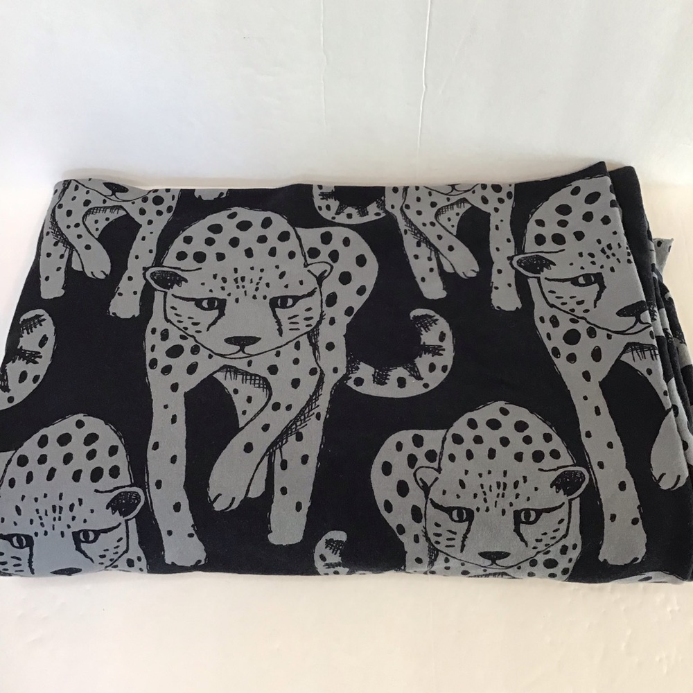 Black & Gray Cheetah Leopard Print Jersey Knit Material Fabric 64" X 66"